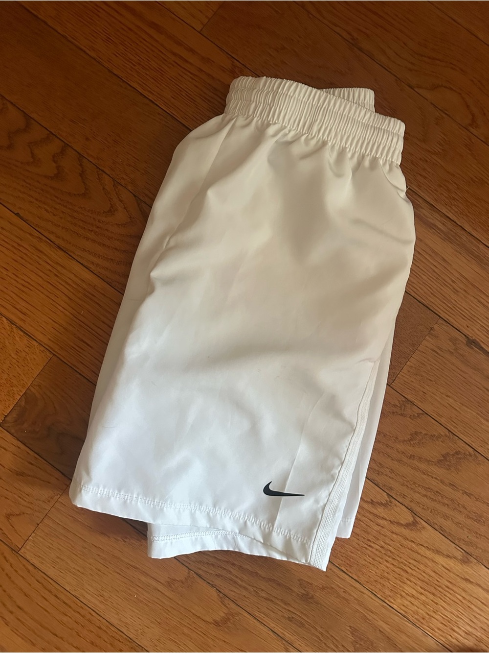 Nike Boys L Dri fit White shorts. EUC